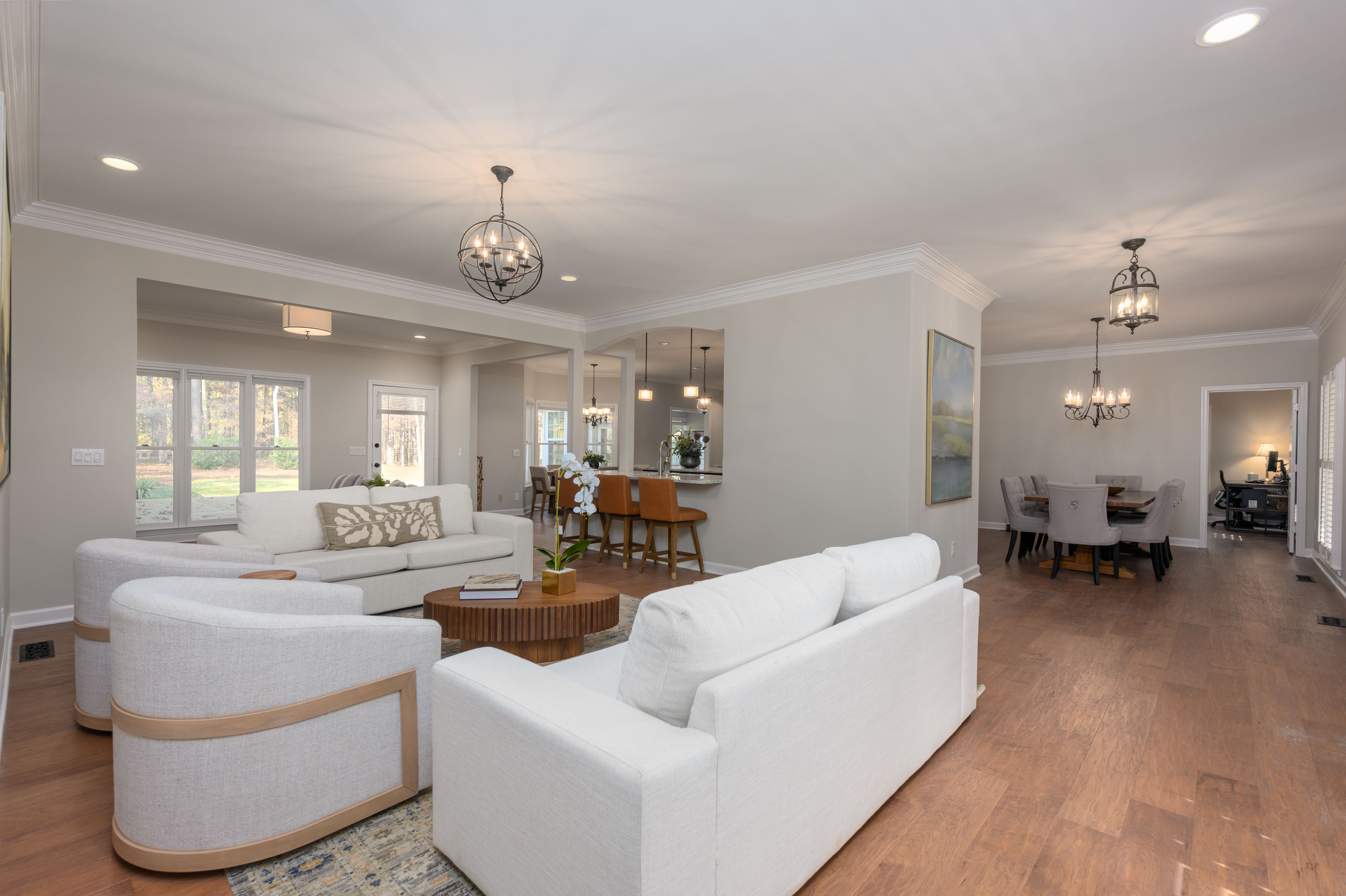 1030 Maddux Lane image 9